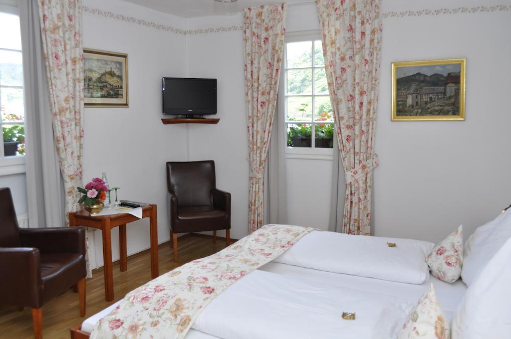 Bed and Breakfast Altes Zollhaus à Beilstein  Chambre photo