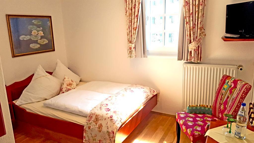Bed and Breakfast Altes Zollhaus à Beilstein  Extérieur photo
