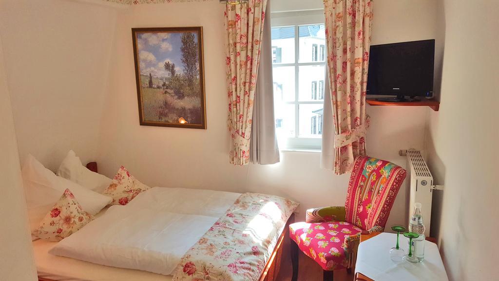 Bed and Breakfast Altes Zollhaus à Beilstein  Extérieur photo