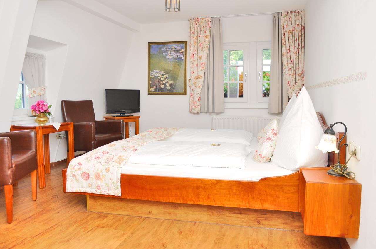 Bed and Breakfast Altes Zollhaus à Beilstein  Extérieur photo